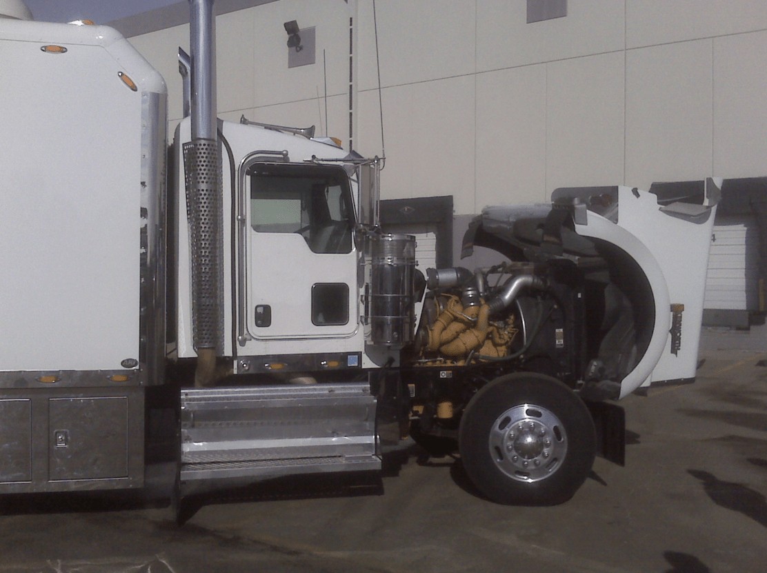 this image shows onsite truck repair in Venice, CA